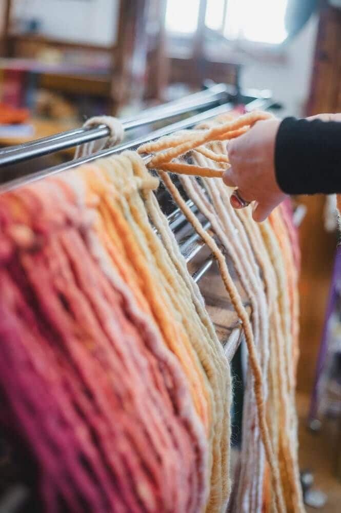finkhof-manufakturen-handweberei-2 Produktion eines Finhkof Türvorhangs
