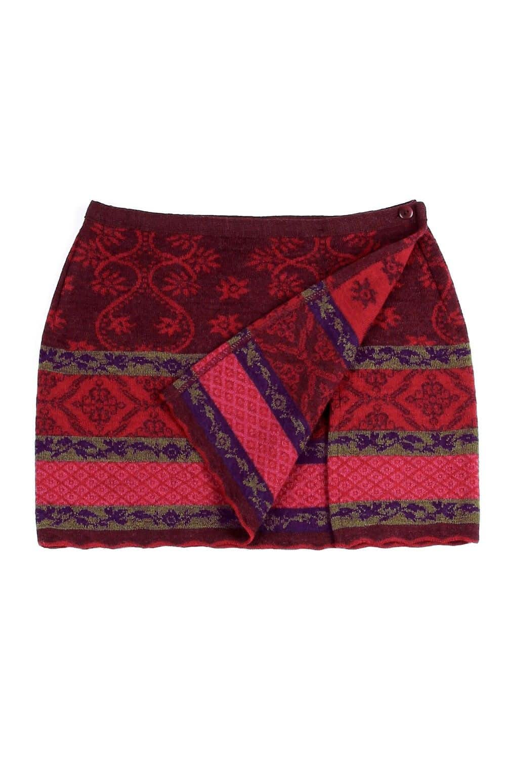 roter gemusterter Cacheur aus bio Wolle (kbT), Freisteller