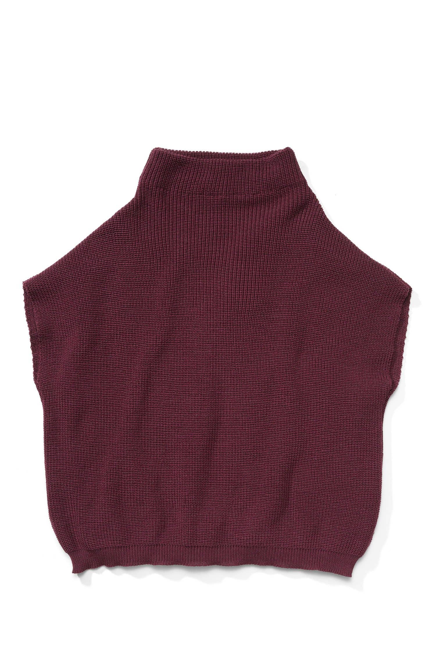 burgunderroten Strickpullunder aus bio Wolle (kbT) vom Finkhof, Freisteller