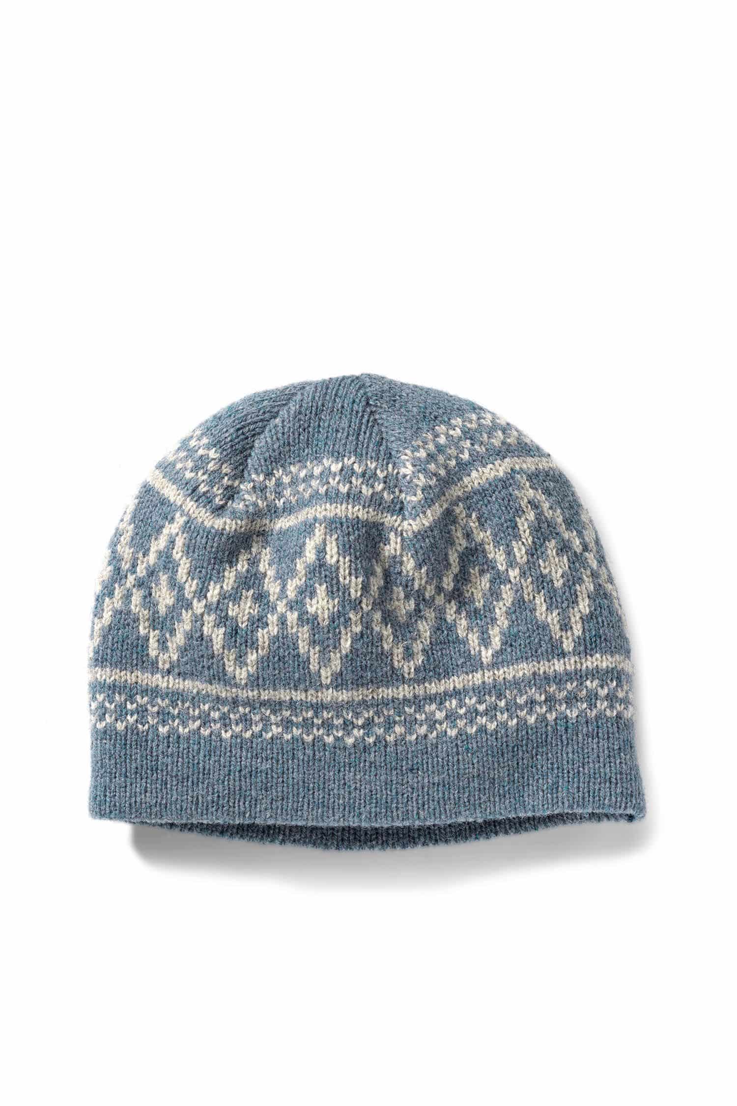 rauchblaue Norweger Mütze aus bio Wolle (kbT) vom Finkhof, Freisteller