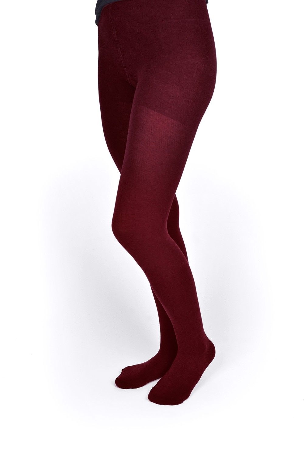 weinrote Feinstrumpfhose aus bio Baumwolle (kbA) und Elasthan vom Finkhof, getragen