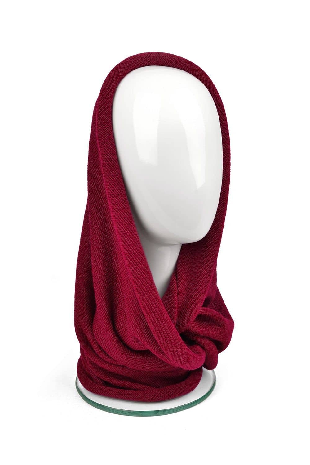 Puppenkopf hat bordeauxroten Schal am Hinterkopf aus bio Wolle (kbT) vom Finkhof