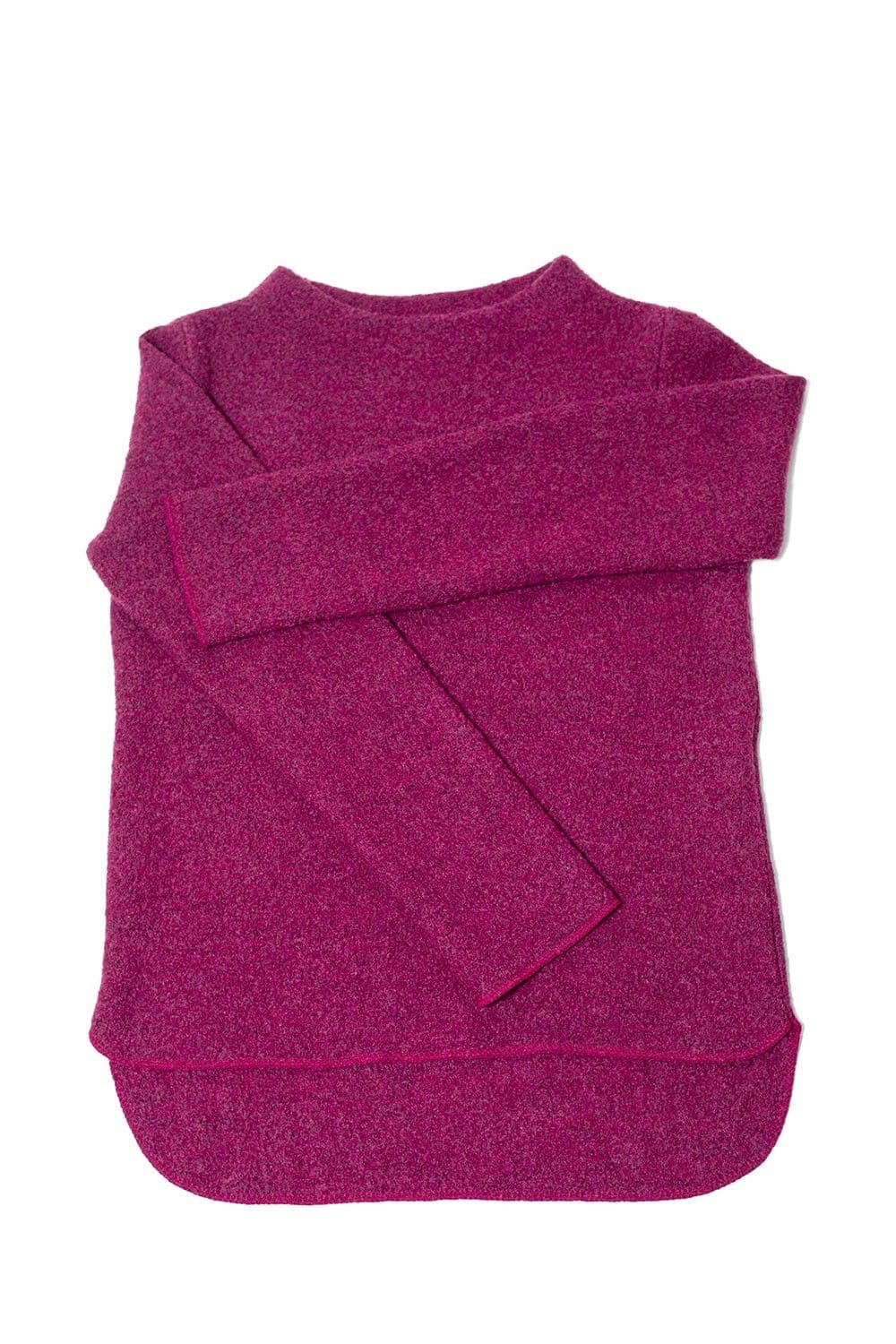 fuchsiafarbener Pullover aus bio Wolle (kbT), Freisteller