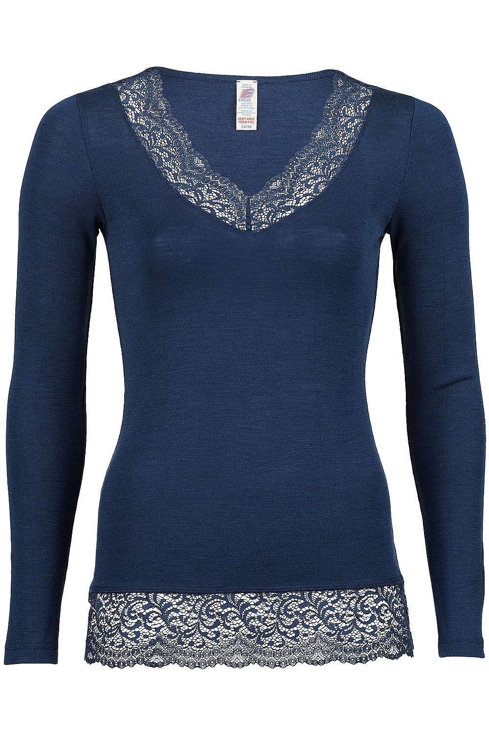 Freisteller von marineblauem Spitzenshirt mit V Ausschnitt aus bio Wolle (kbT) und Seide