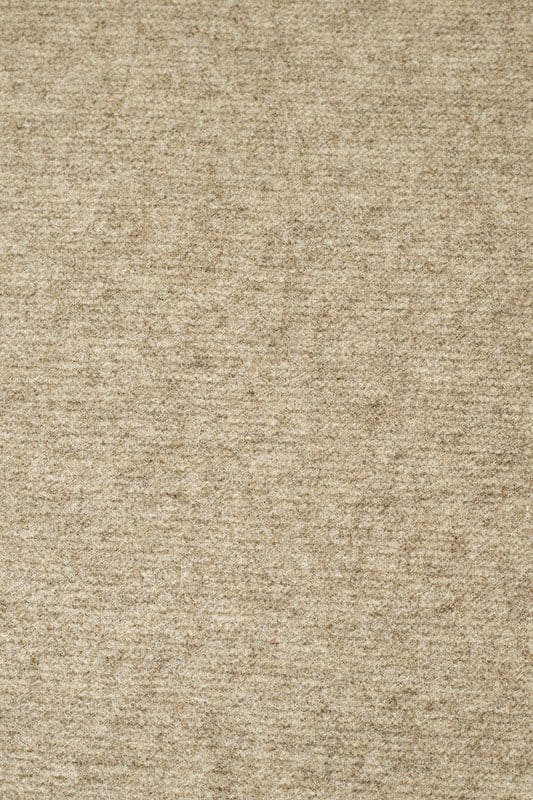 Detailaufnahme der Struktur von grauem ungefärbten Strickwalk vom Finkhof aus bio Wolle (kbT)