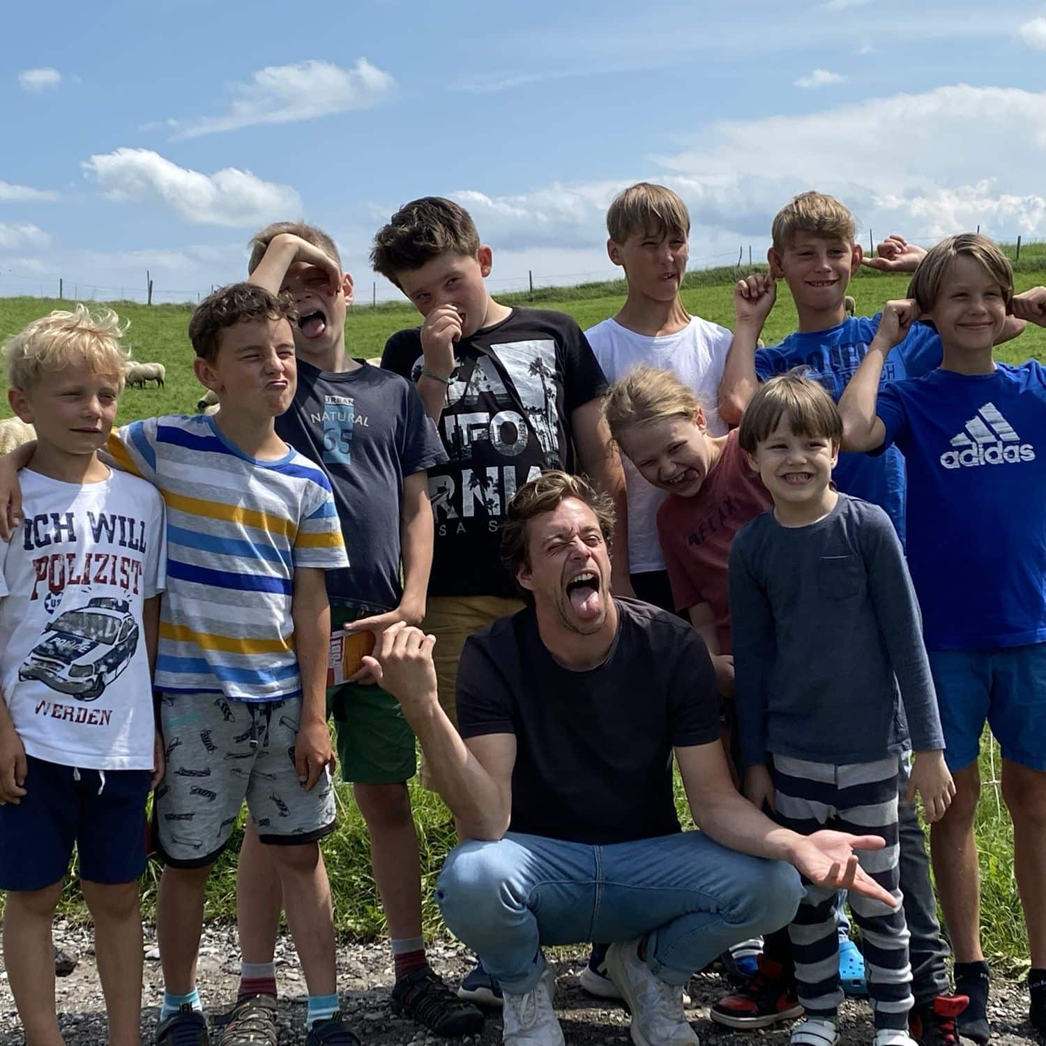 Finkhof Kinder mit Checker Tobi