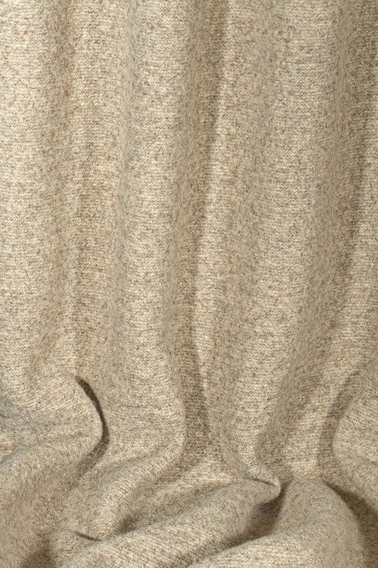 Finkhof-Strickwalk ungefärbt eine Bahn grauer ungefärbter Strickwalk vom Finkhof aus bio Wolle (kbT)