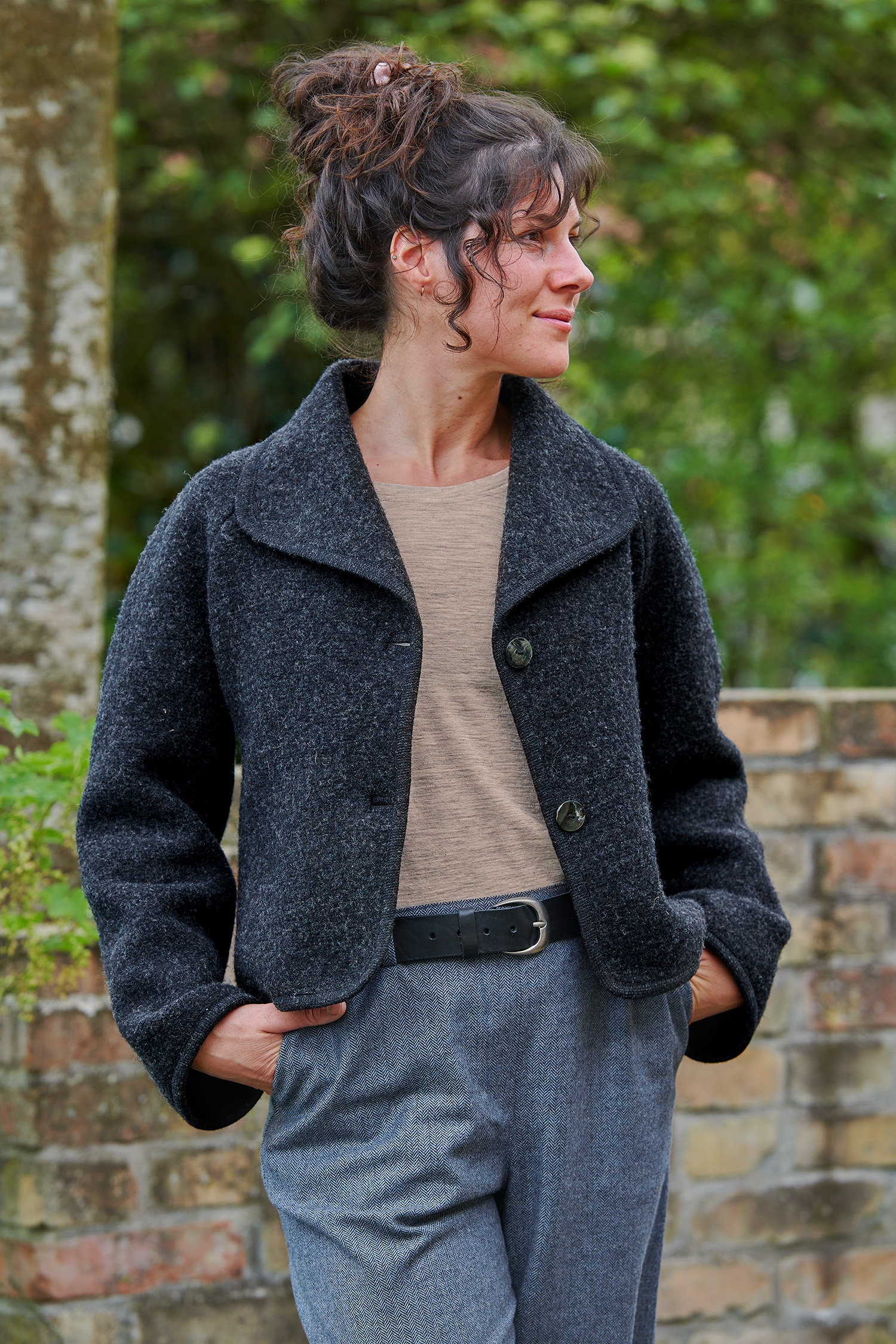 Damen-Kurzjacke aus Finkhof Strickwalk aus Bio-Schurwolle