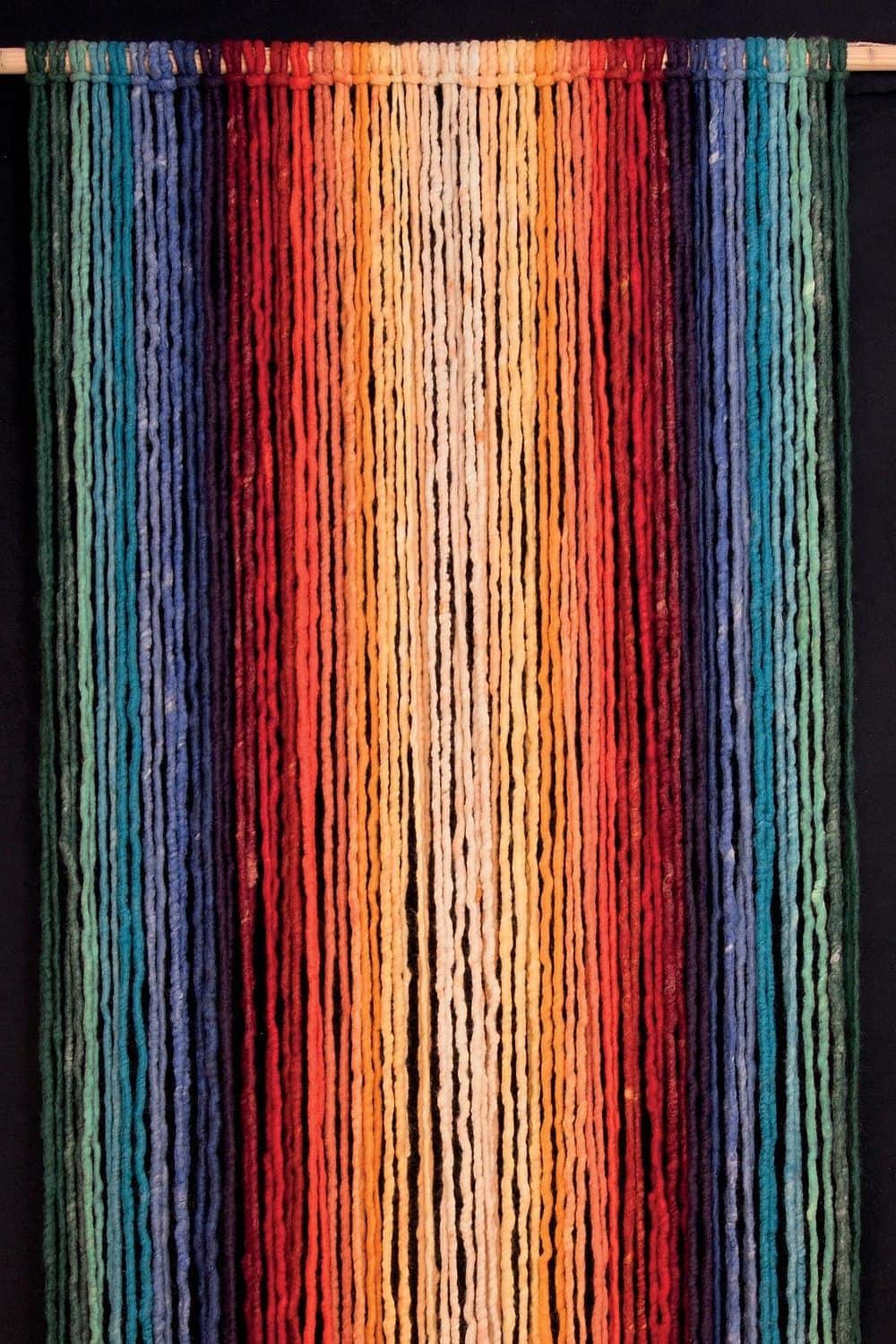 Türvorhang kunterbunt bunter Türvorhang aus Schurwolle und Jute vom Finkhof