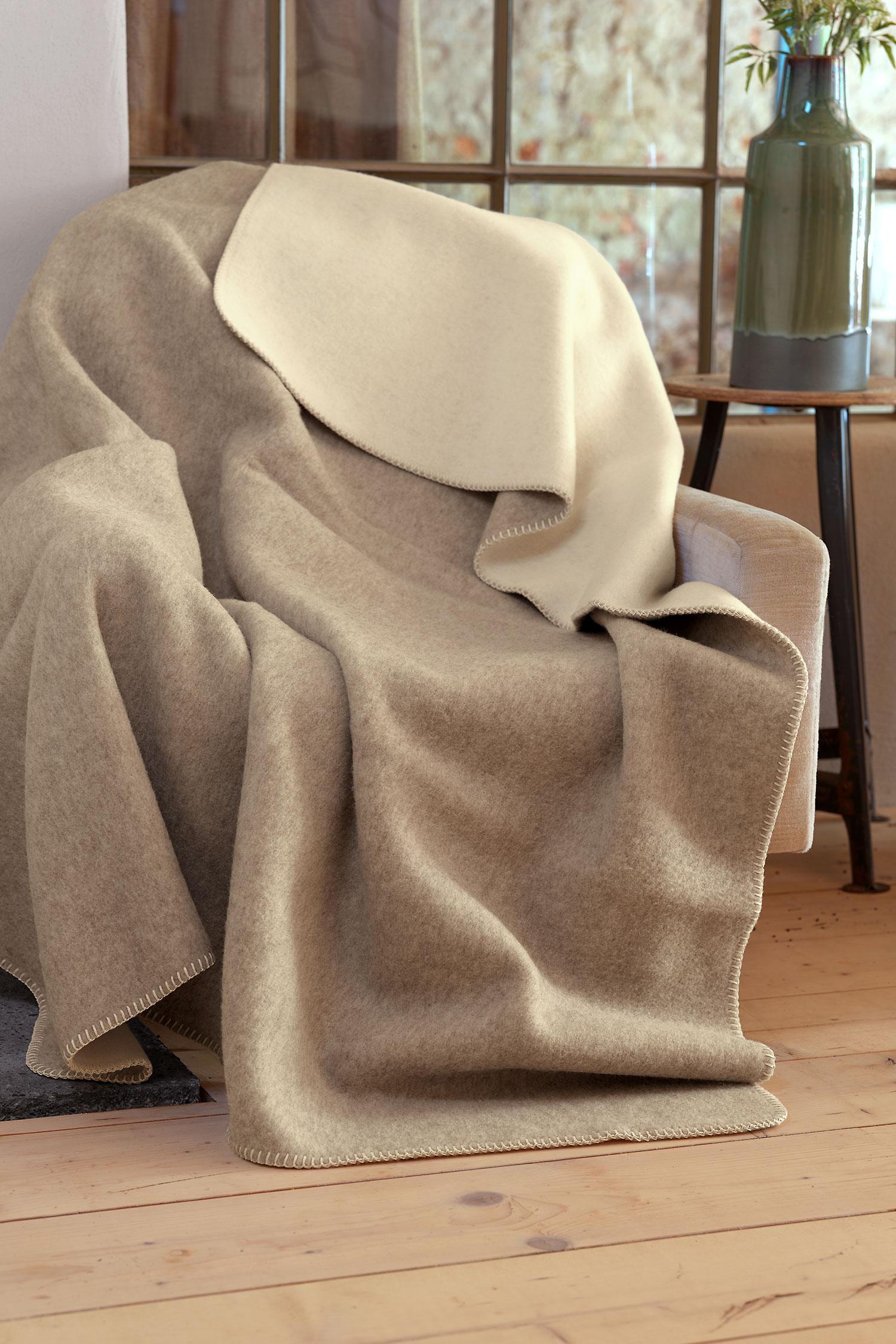 Wolldecke naturweiß/beige