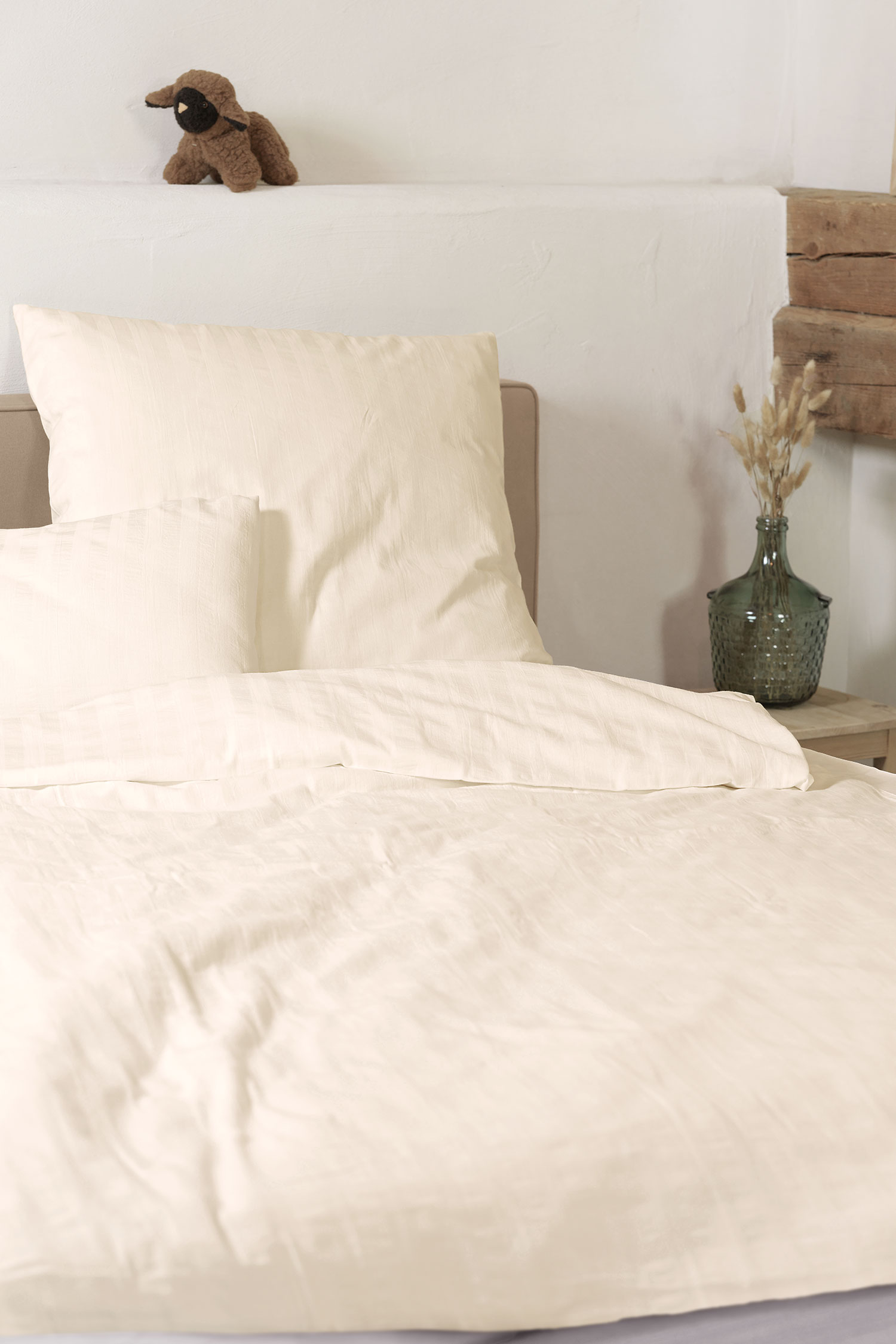 weiße Seesucker Bettwäsche aus bio Baumwolle (kbA)