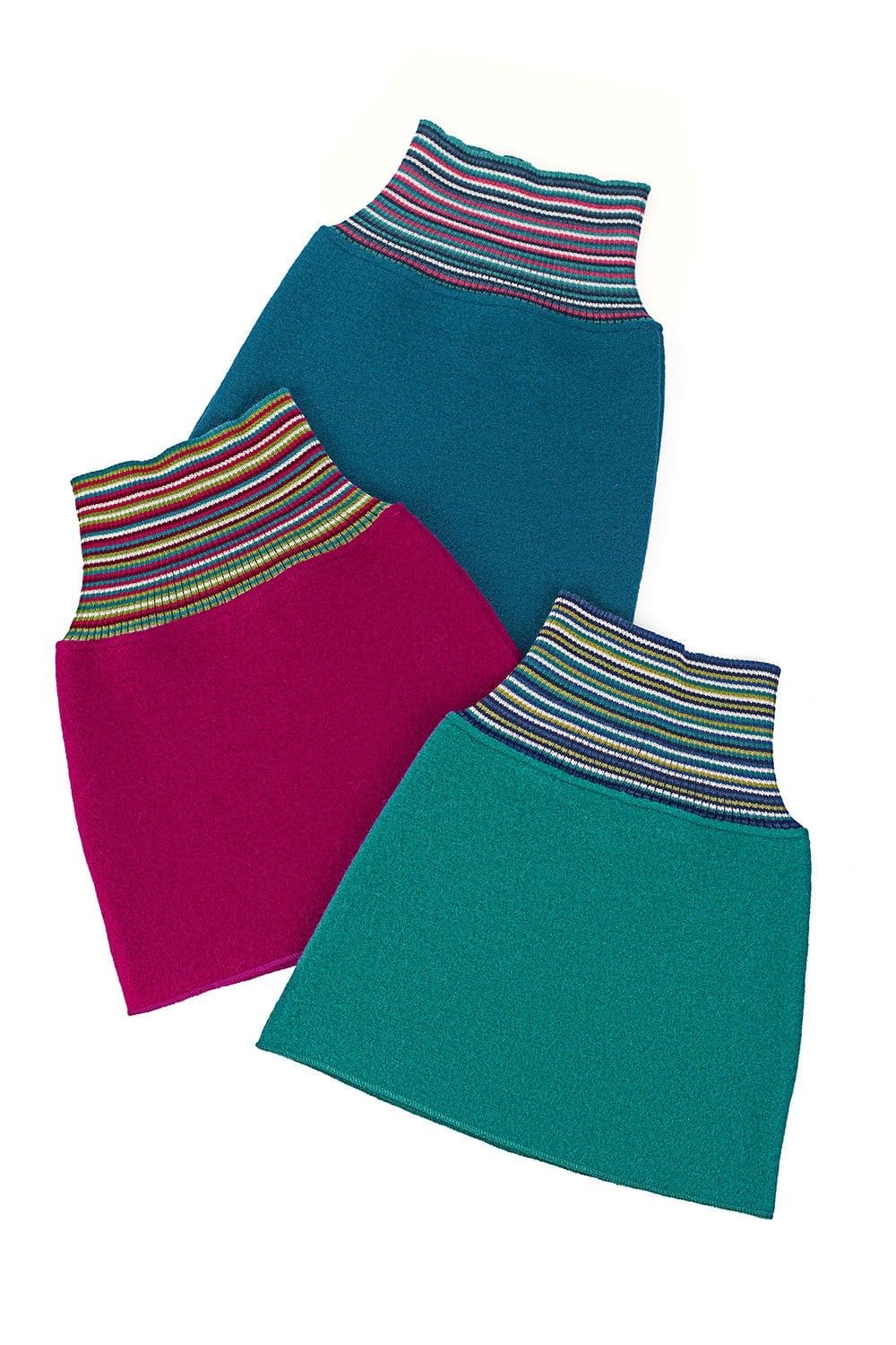 Röcke vom Finkhof aus Strickwalk mit bio Wolle (kbT) in verschiedenen Farben auf weiißem Untergrund