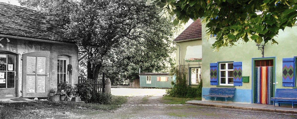 altes Bild vom Finkhof mit Näherei und Hofladen