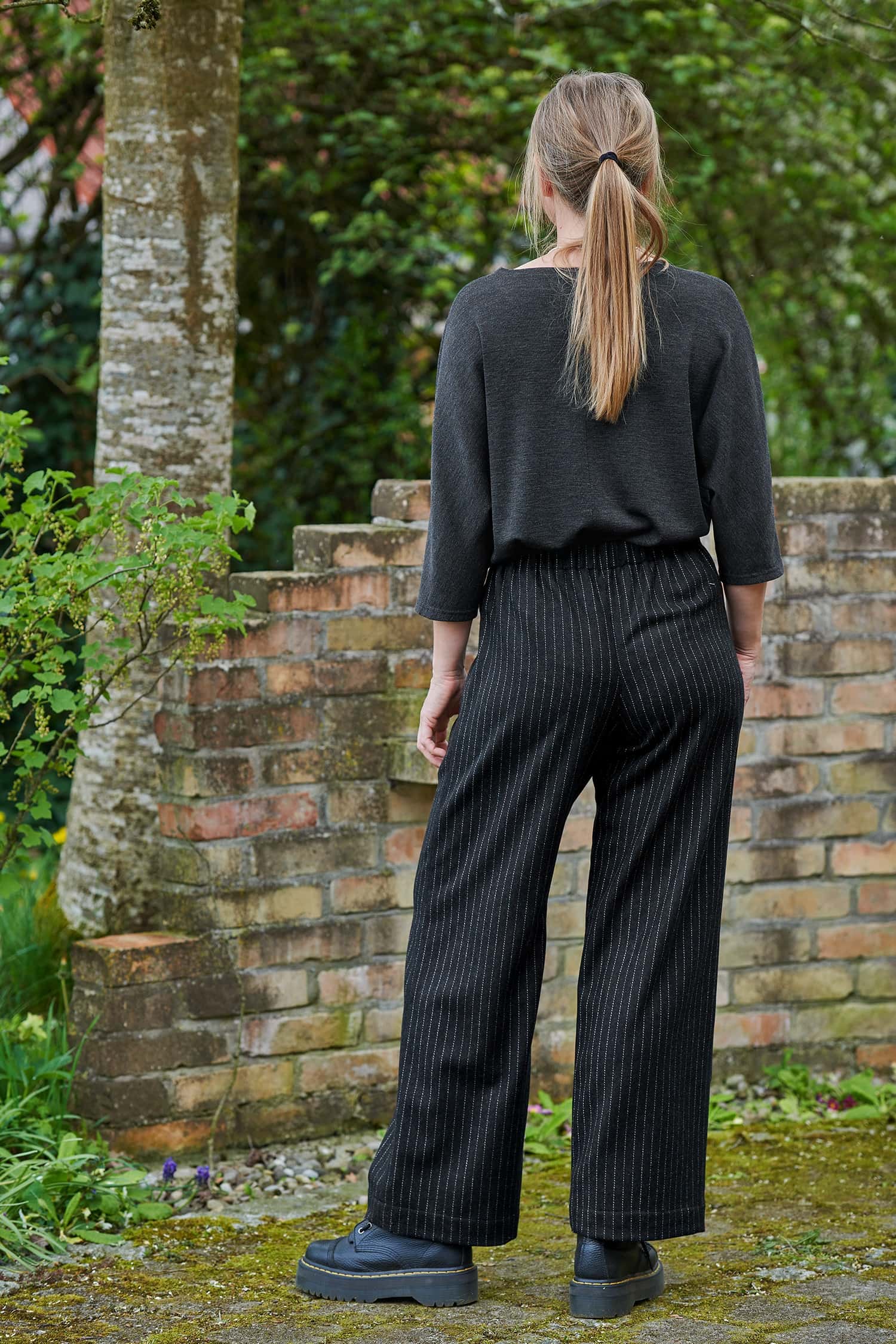 Damen-Wollhose Nadelstreifen aus reiner Bio-Schurwolle