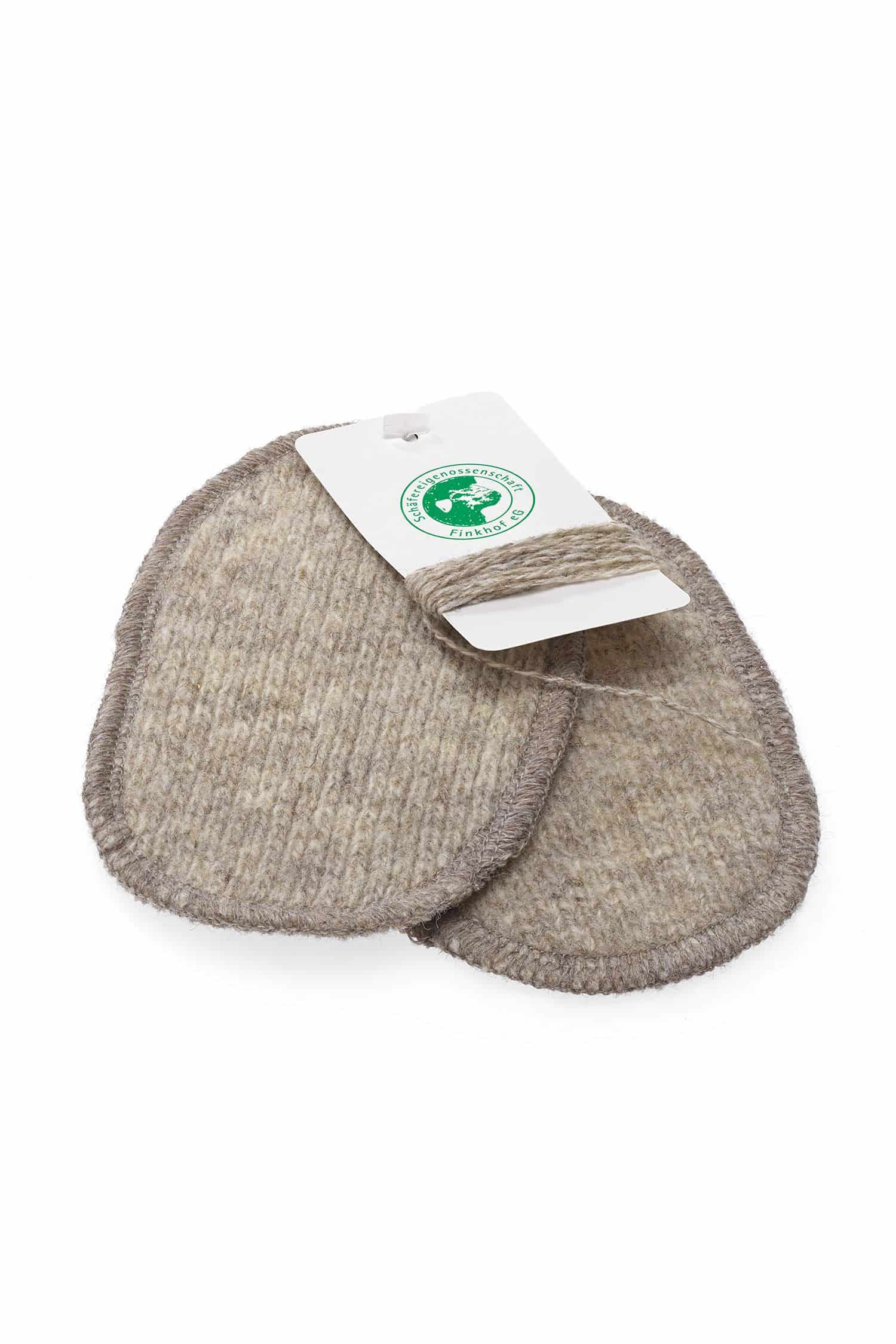 ein Paar graue Ellenbogen Patches aus bio Wolle (kbT) vom Finkhof