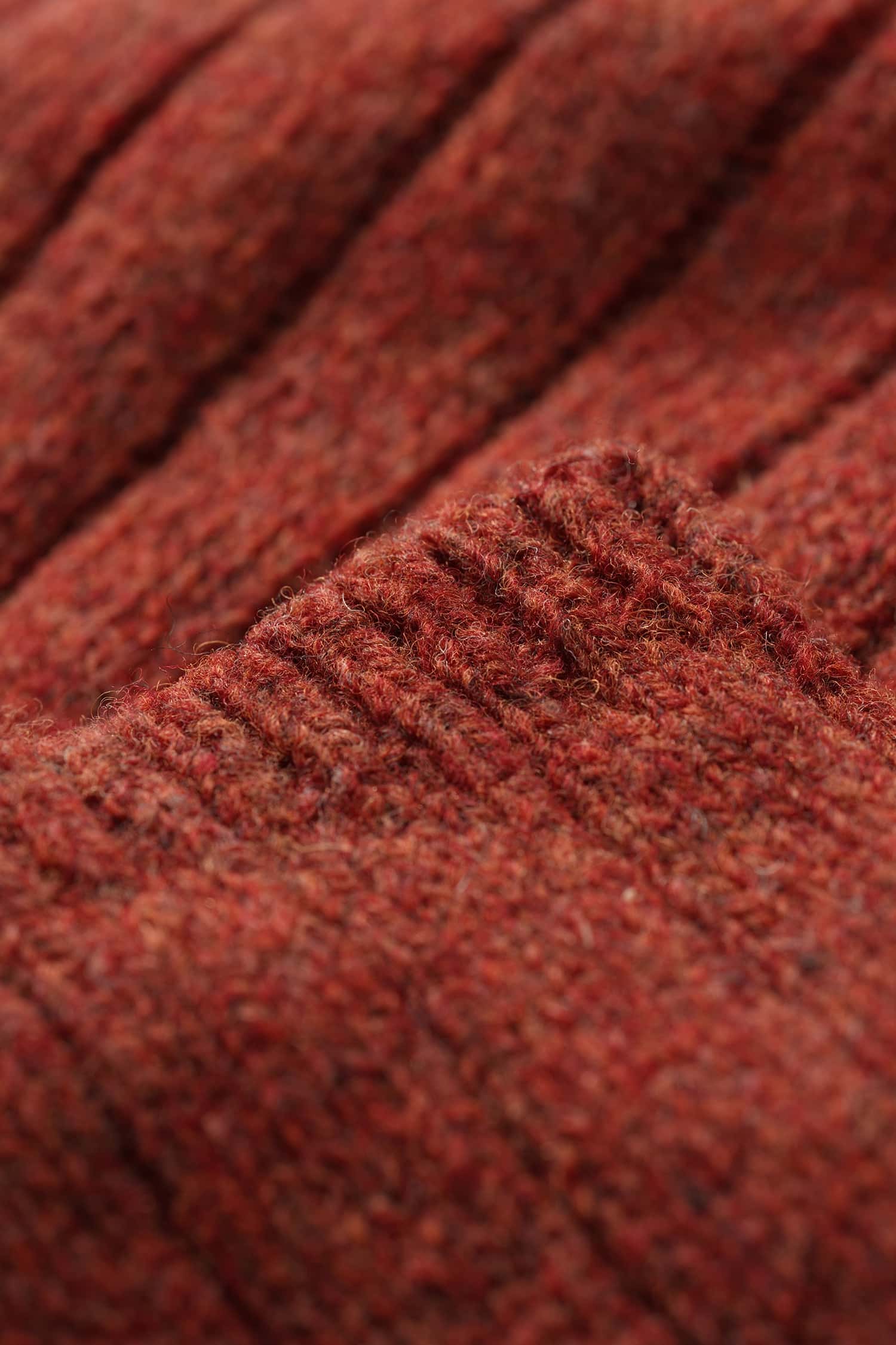 Finkhof-Raglanpullover aus reiner Bio-Schurwolle Finkhof-Raglanpullover aus reiner Bio-Schurwolle