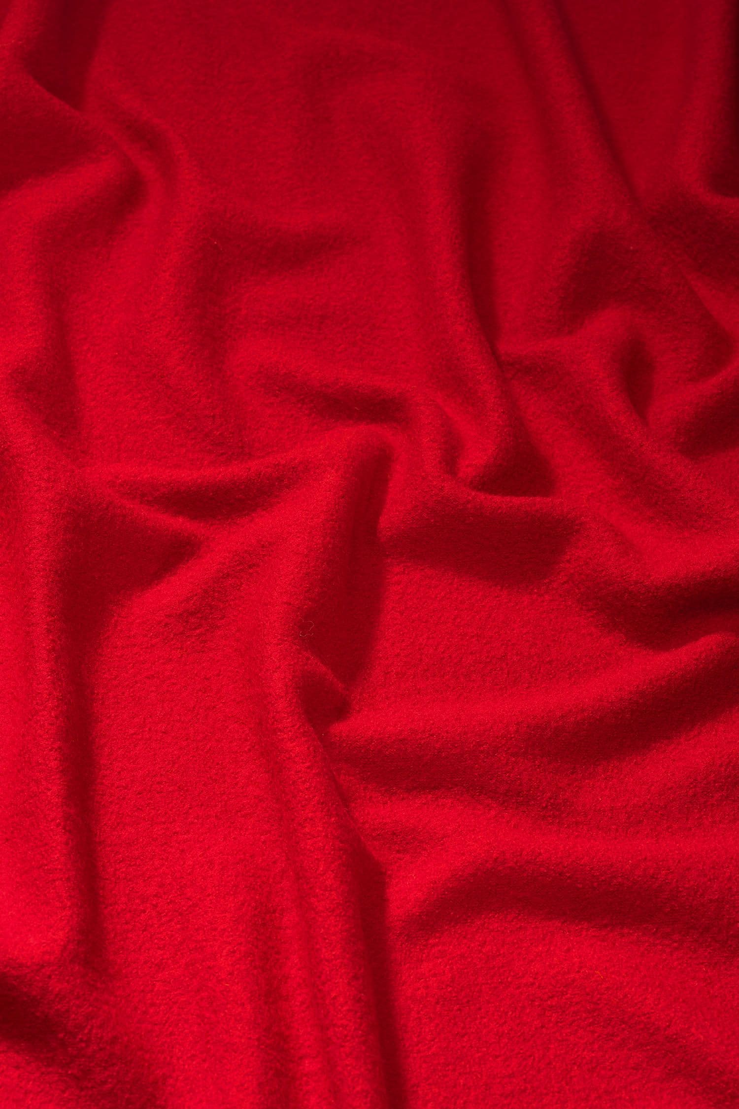 roter Feinstrickstoff aus bio Wolle (kbT)