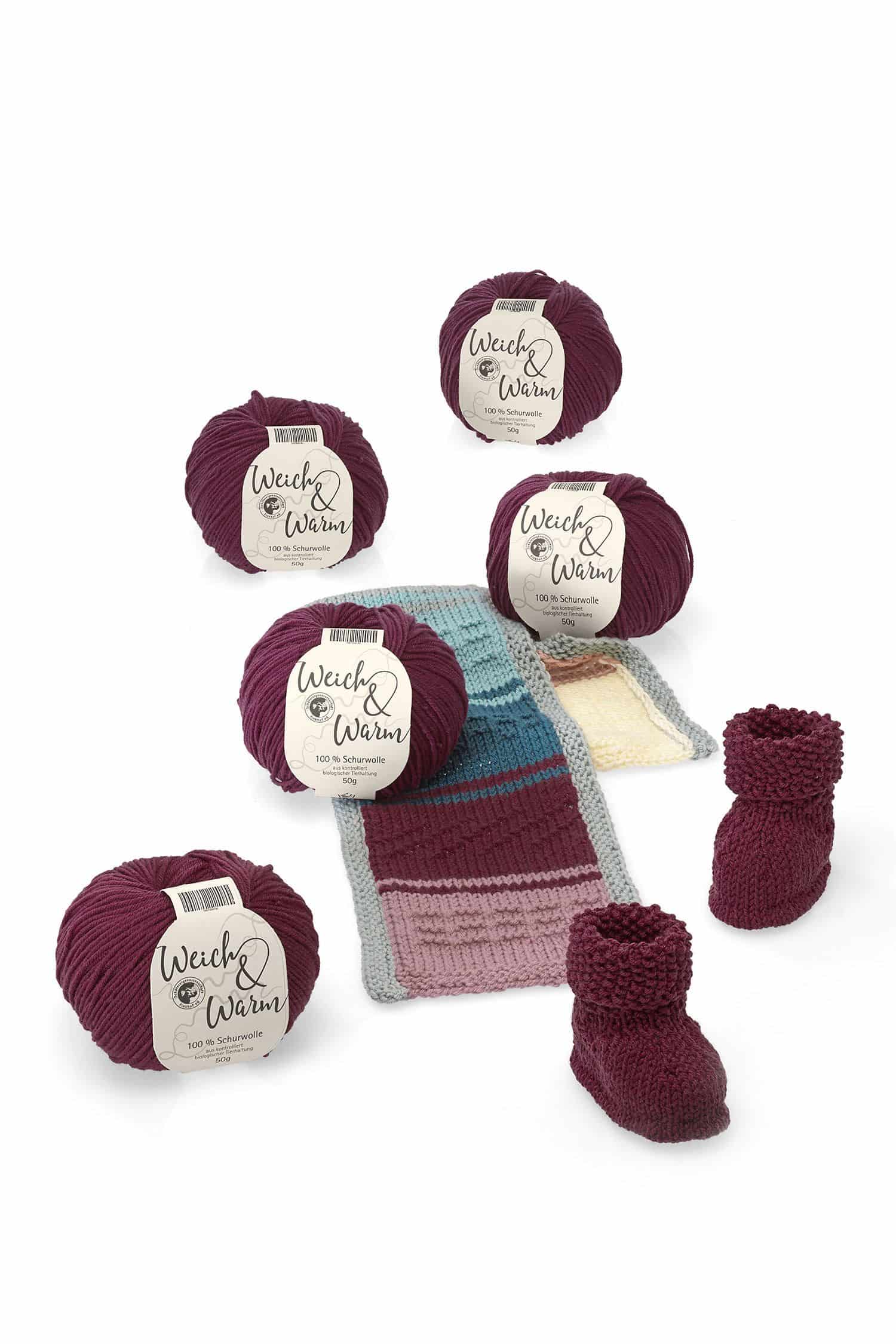 Finkhof Merinowolle Weich&Warm in weinrot aus bio Wolle (kbT) mit kleiner Decke und Knäulen darum