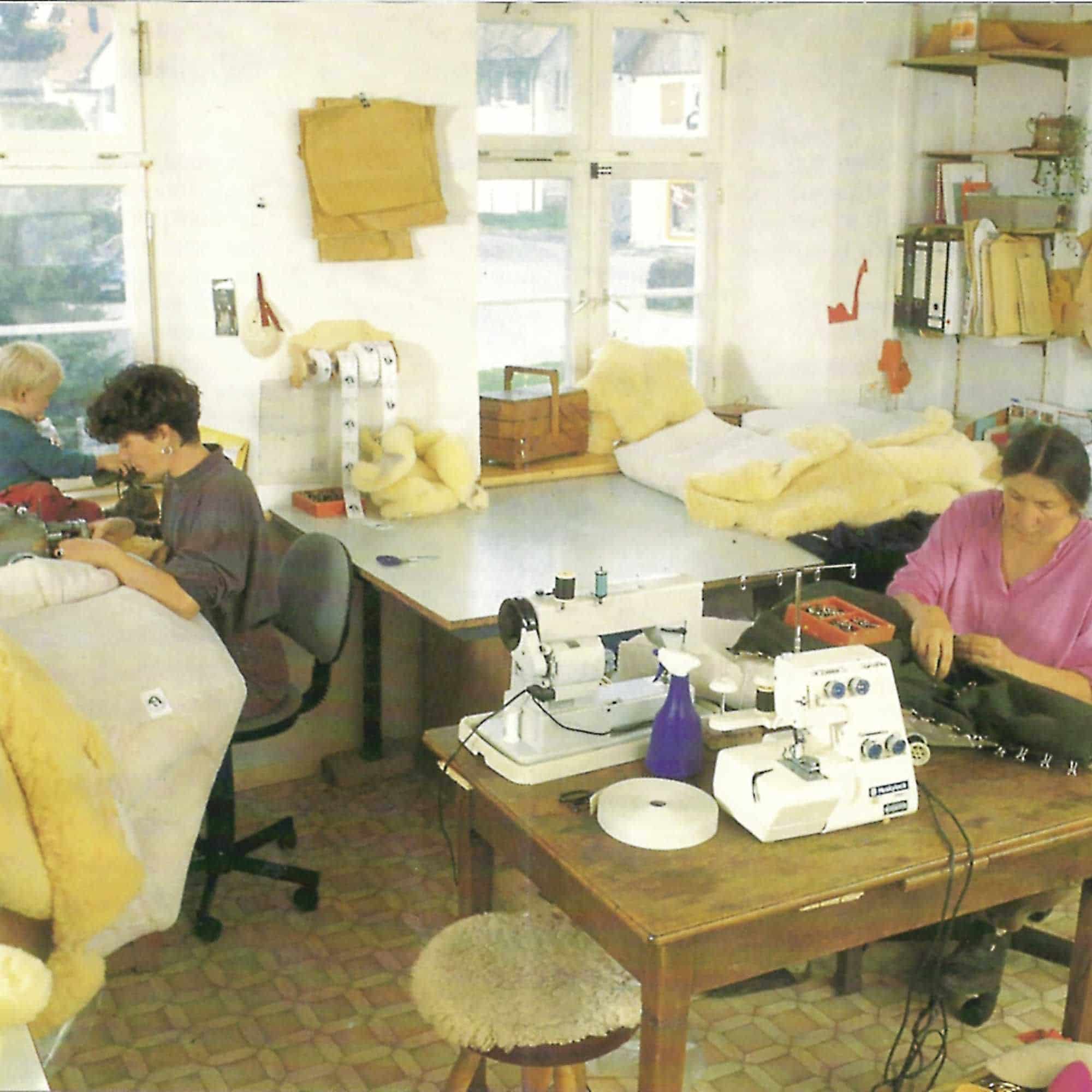 historisches Bild aus Finkhof Fellnäherei