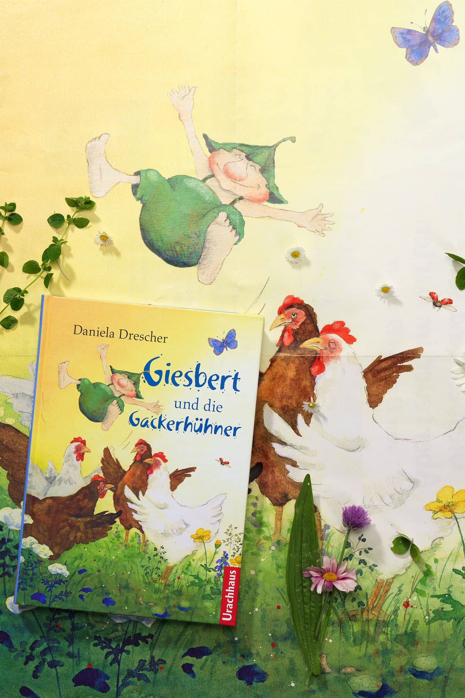 Buch ,,Giesbert und die Gackerhühner" vor Kindertapette