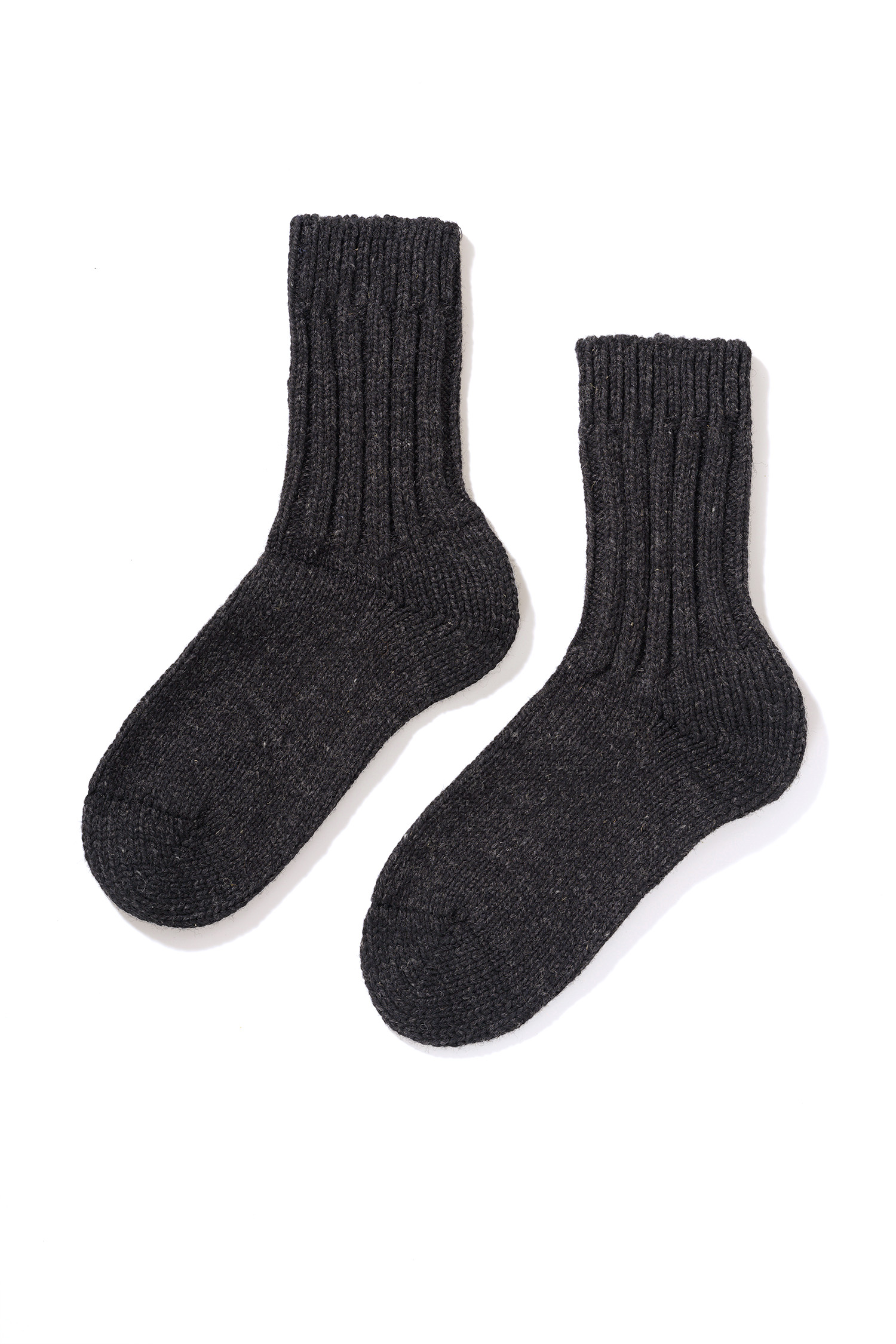 Dicke Finkhof-Socken gefärbt aus Bio-Schurwolle Dicke Finkhof-Socken gefärbt aus Bio-Schurwolle