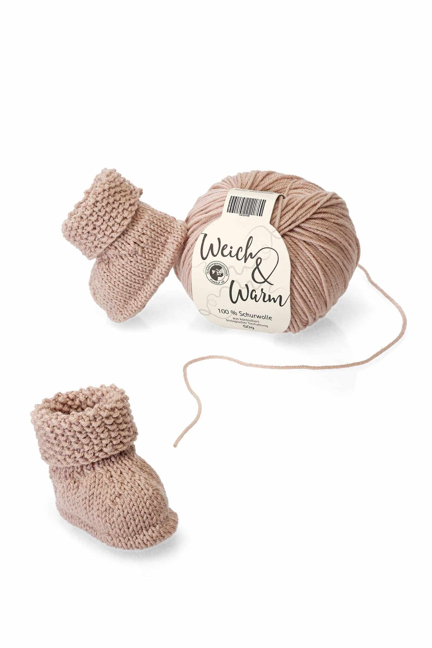 Finkhof Merinowolle Weich&Warm in camel aus bio Wolle (kbT) als Knäul mit Babyschuhen