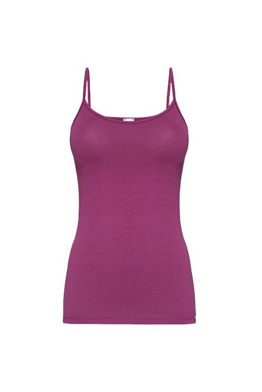 pinkes Top mit Spaghettiträgern aus bio Baumwolle (kbA) und Elasthan, Freisteller von vorne