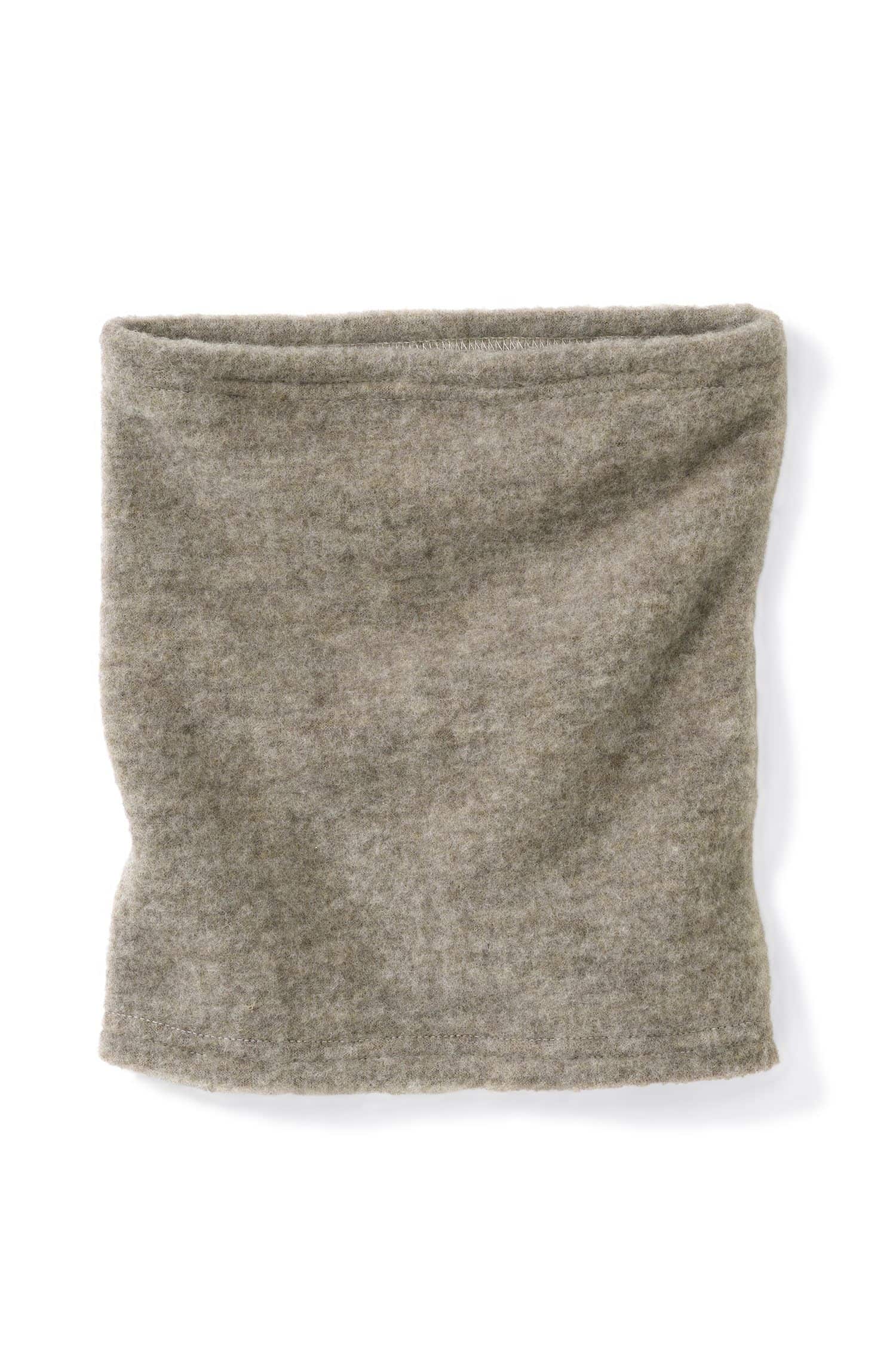 brauner Schlupfschal aus bio Merinowolle (kbT) vom Finkhof, Freisteller