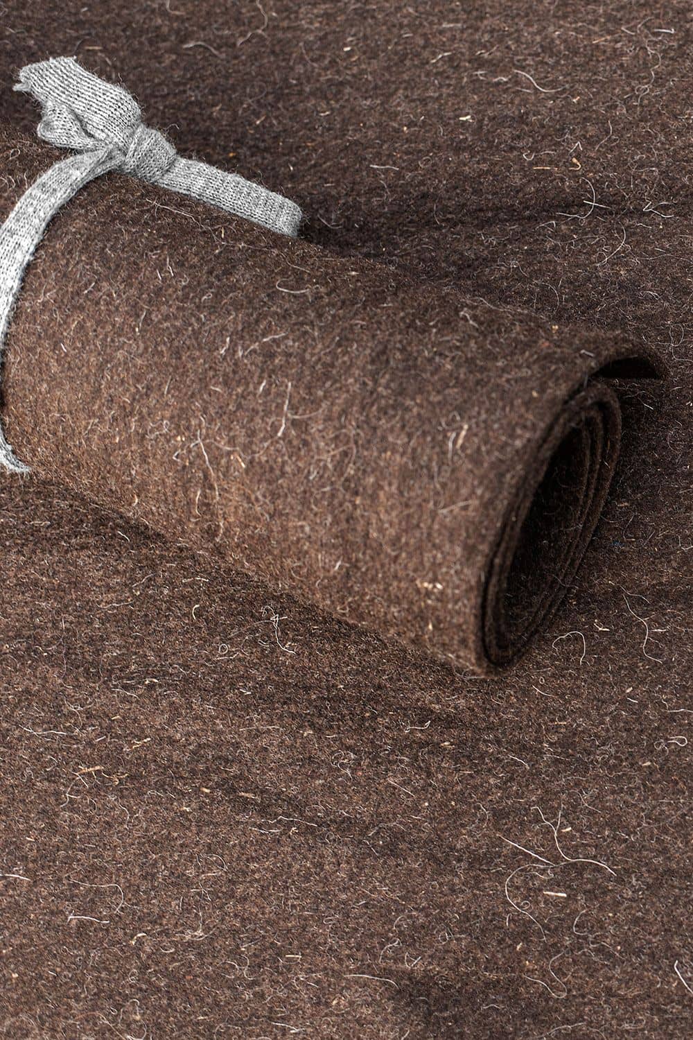 brauner Wollfilz vom Finkhof aus bio Wolle (kbT)