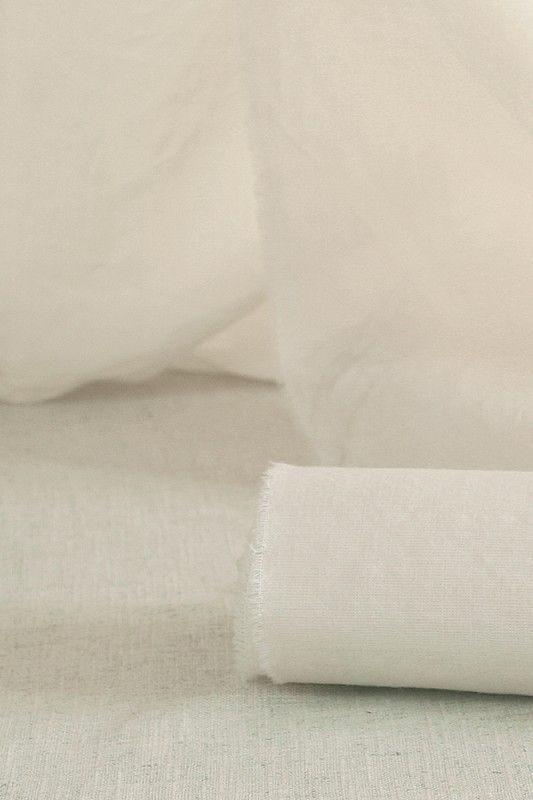 naturweißer Wollmouselinestoff aus bio Wolle (kbT)