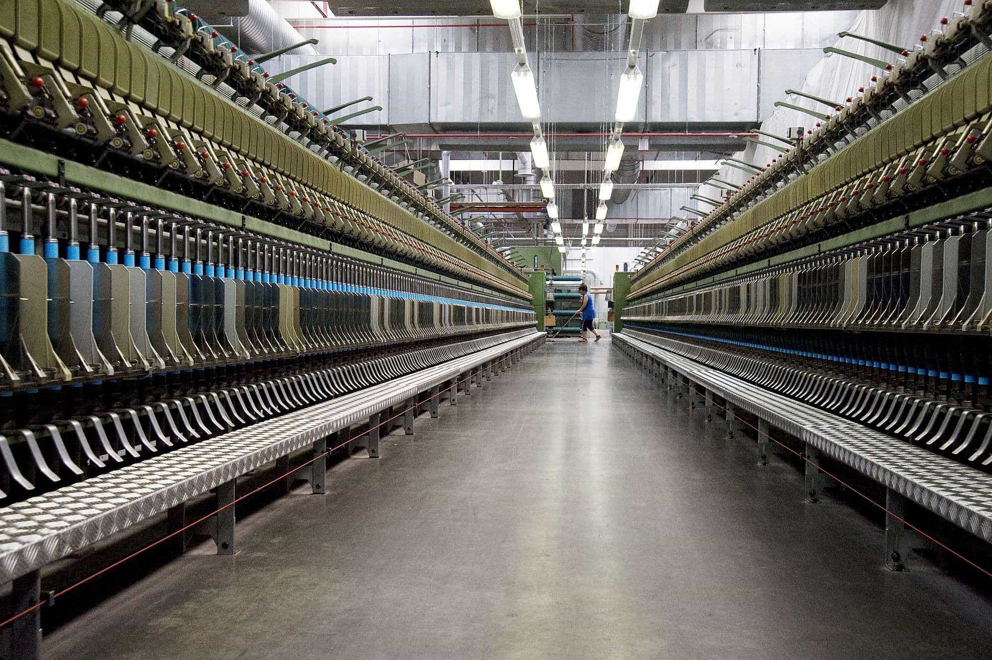 ueber-uns-unsere-wolle-strickerei-web-307 Finkhof Wolle bei der maschinellen Strickerei