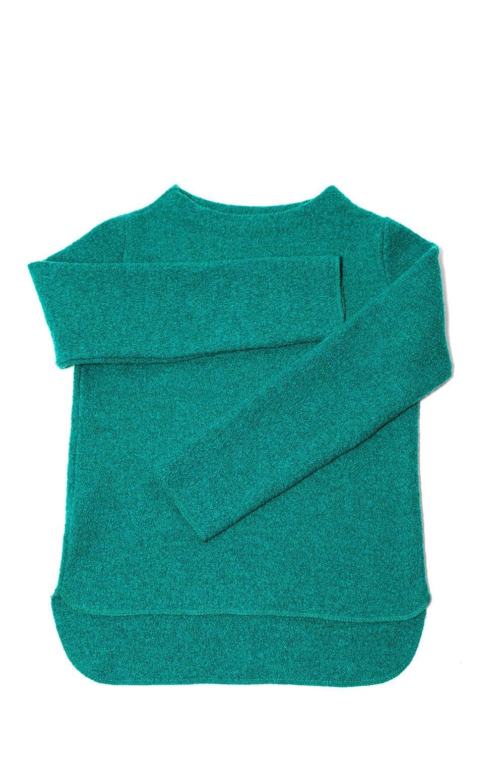 türkiser Pulli aus bio Wolle (kbT), Freisteller