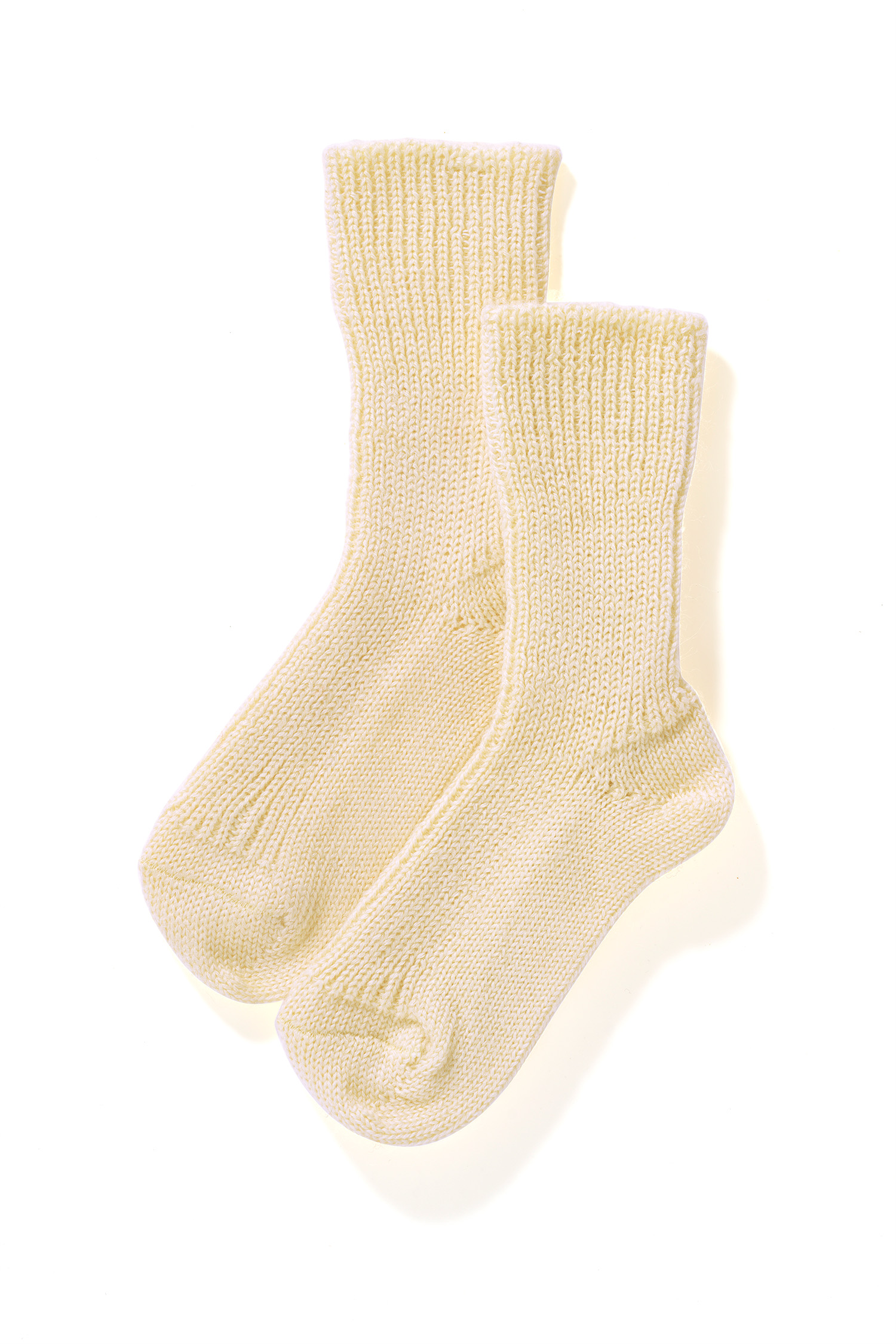 naturweiße Wollsocken aus bio Wolle (kbT), Freisteller