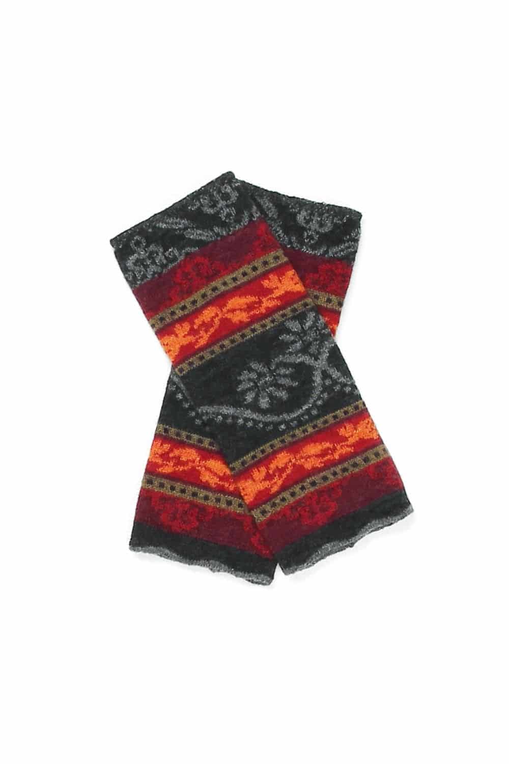 ein Paar rot grau gemusterte Armstulpen aus bio Wolle (kbT), Freisteller