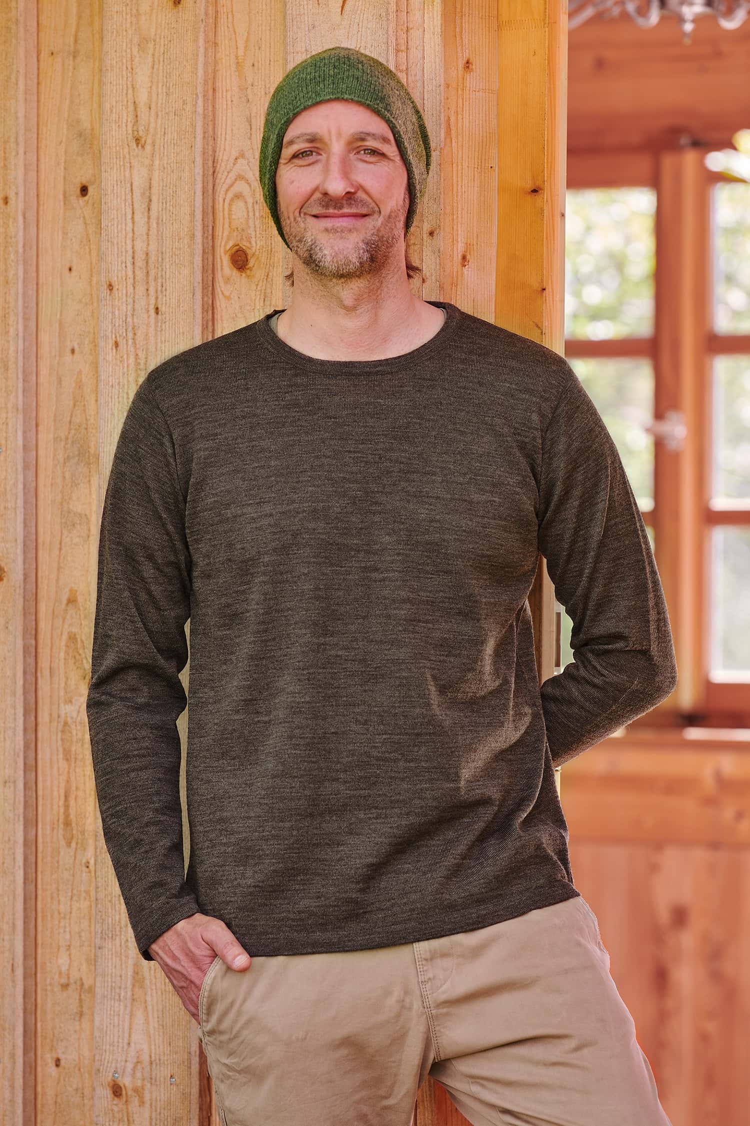 Herren-Wollshirt aus reiner Bio-Schurwolle Herren-Wollshirt aus reiner Bio-Schurwolle