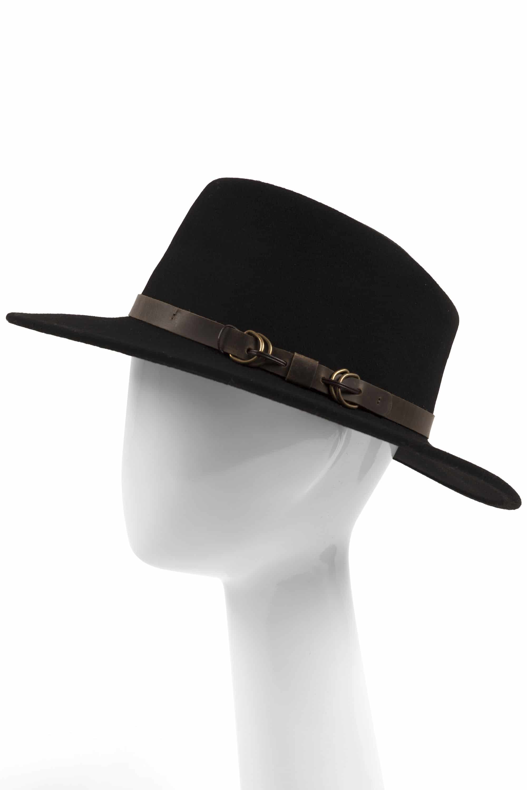 Puppenkopf mit schwarzem Walkhut