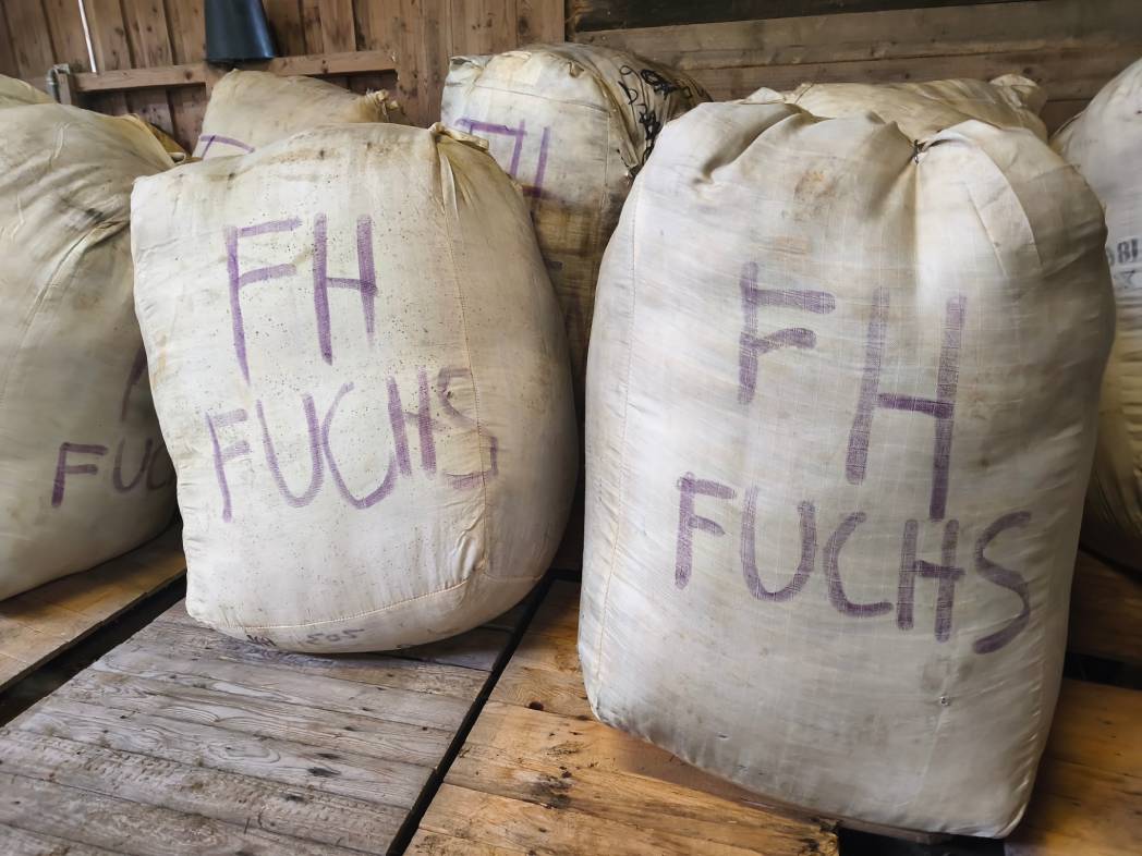 Finkhof Coburger Füchse Rohwolle in Säcken