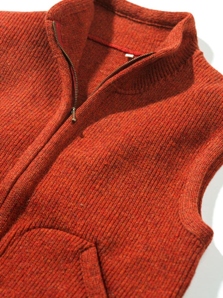 rote ärmellose Wollwalkweste aus bio Wolle (kbT) vom Finkhof