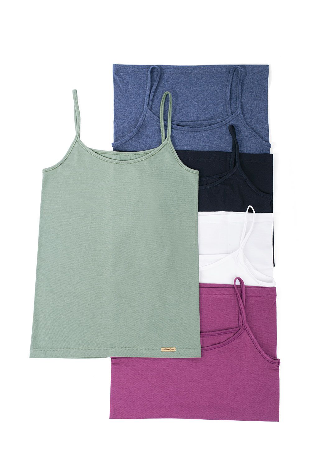 Baumwoll-Spaghetti-Trägerhemd unifarbenes Damen Spaghettiträgertops aus bio Baumwolle (kbA) und Elasthan auf weißem Untergrund ausgelegt