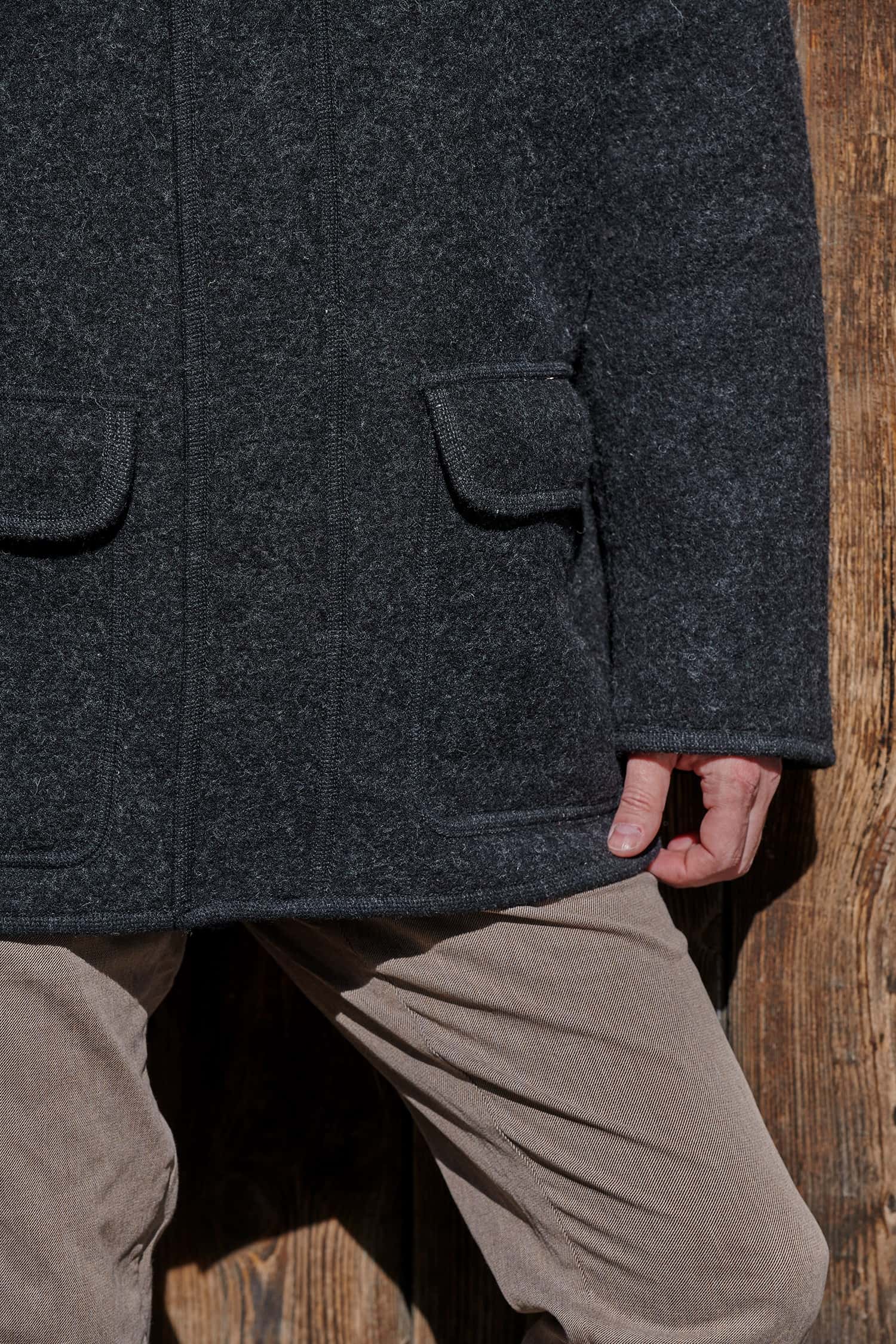 Finkhof-Walkjacke unisex aus Bio-Schurwolle Finkhof-Walkjacke unisex aus Bio-Schurwolle