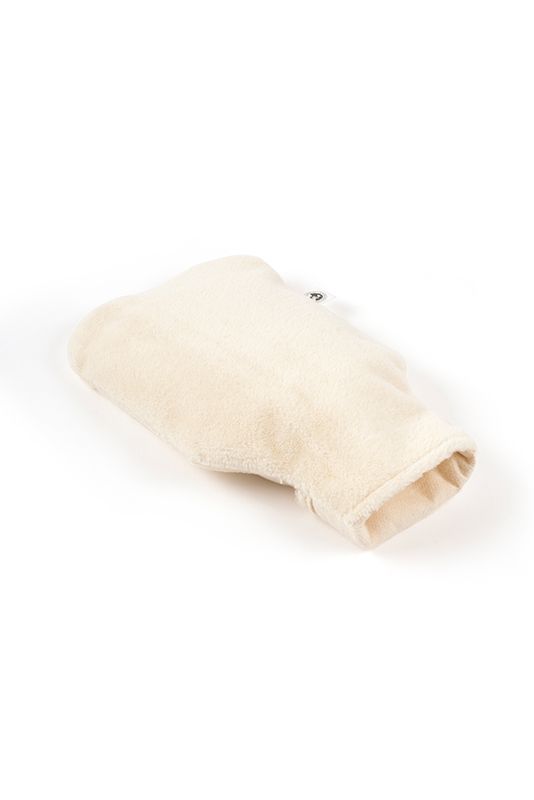 naturweißer Wärmflaschenbezug aus Lammflor mit bio Baumwolle (kbA) vom Finkhof, Freisteller