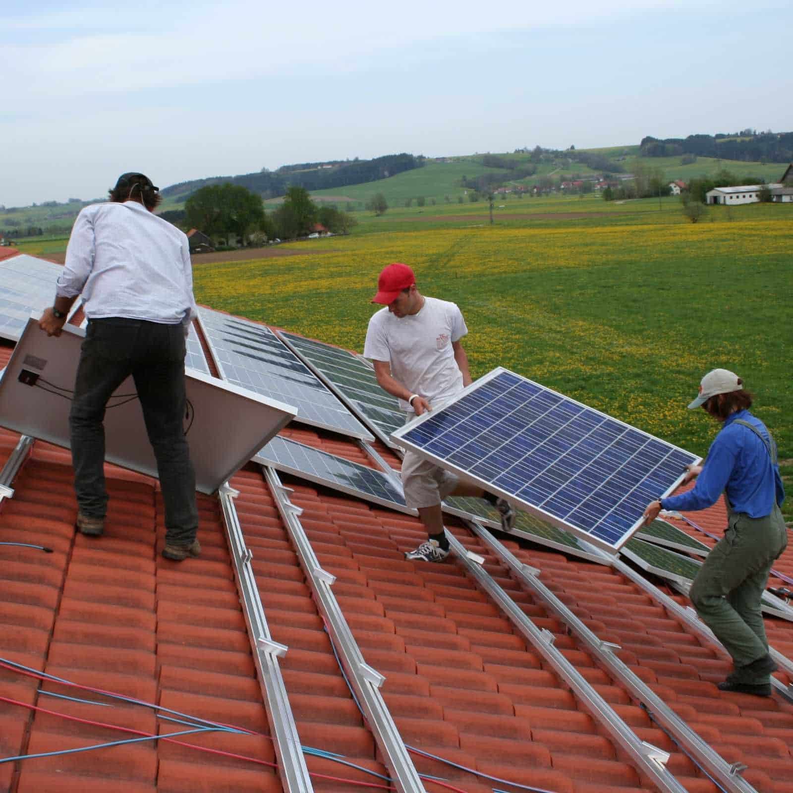 Dach wird mit Solarplatten ausgestattet